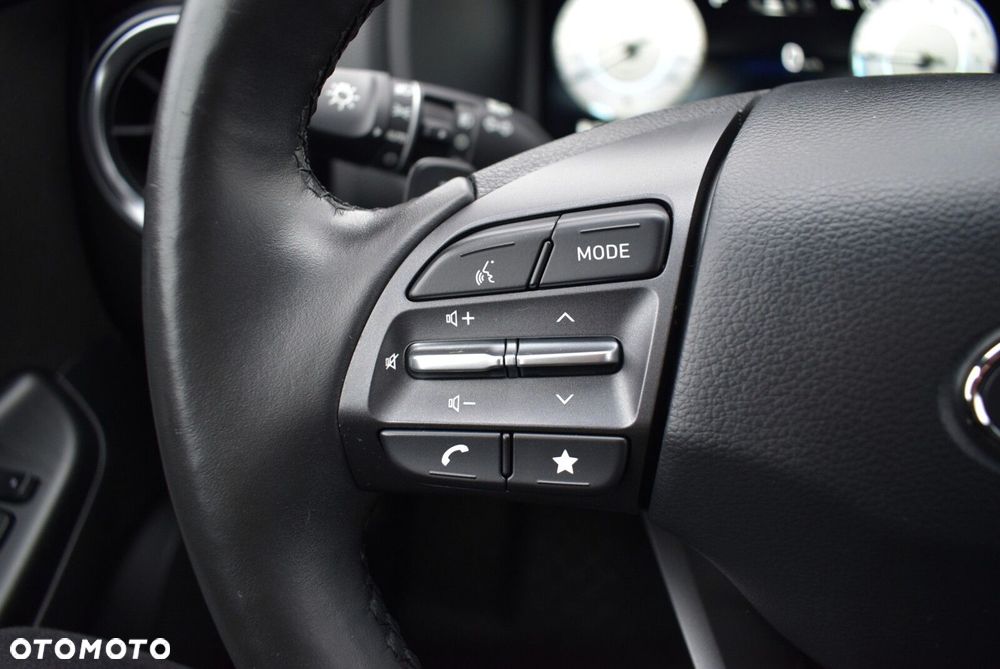 Hyundai Kona - 16