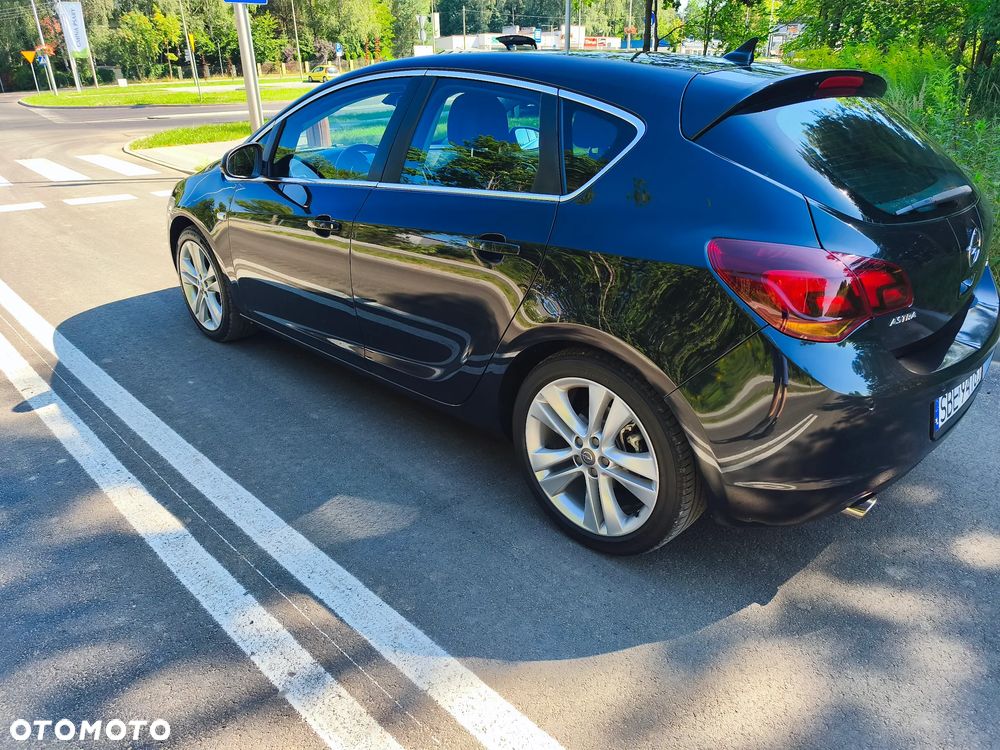 Opel Astra 1.4 T Sport - 3