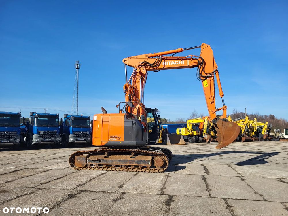 Hitachi ZX 225 LC5B spr z Niemiec krótki tył waga 26 ton - 4