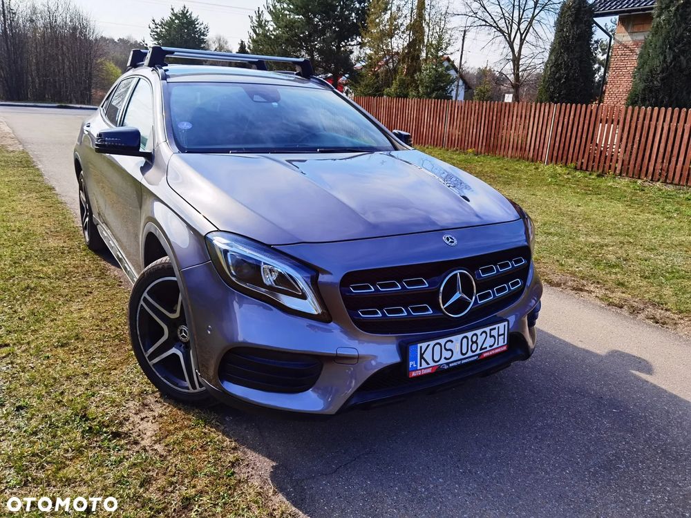 Mercedes-Benz GLA 200 7G-DCT AMG Line - 1