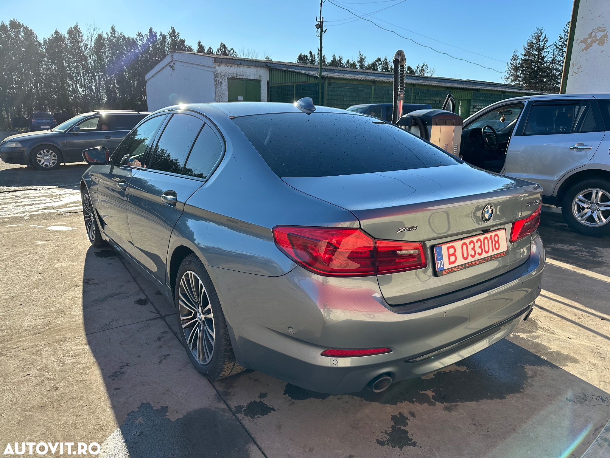 BMW Seria 5 520d xDrive Aut. Sport Line - 4