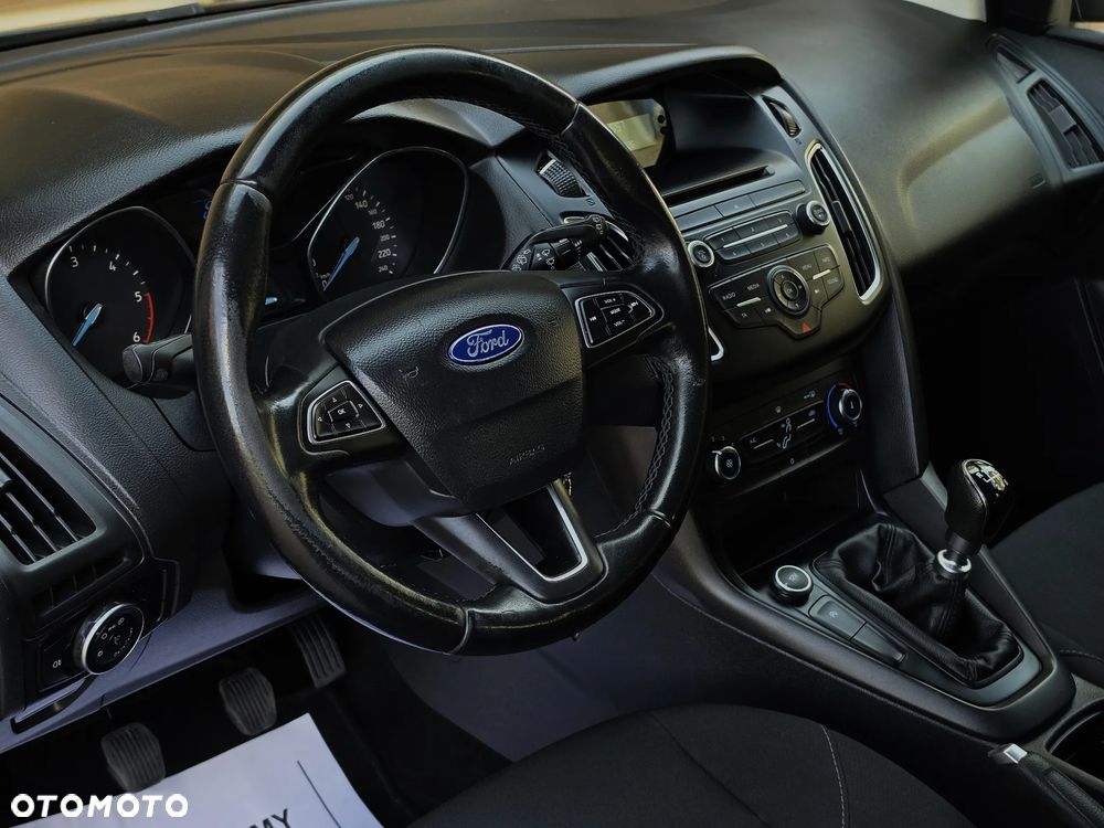 Ford Focus 1.6 TDCi DPF Trend - 6