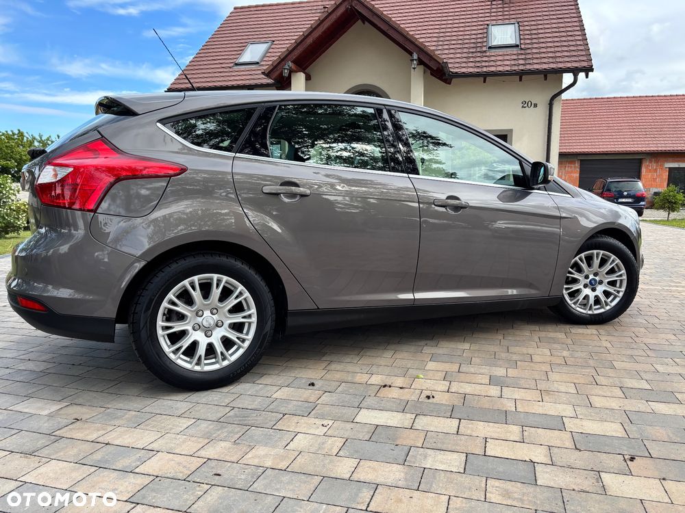 Ford Focus 1.6 TDCi DPF Start-Stopp-System Titanium - 9