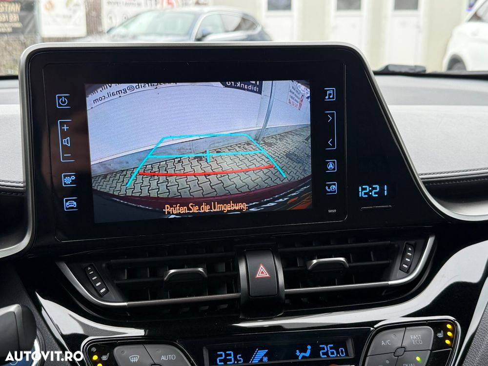 Toyota C-HR Hybrid Style - 20