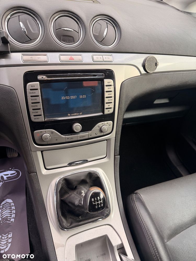 Ford S-Max 2.0 TDCi Titanium - 18