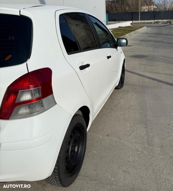 Toyota Yaris 1.4 D-4D Terra - 6