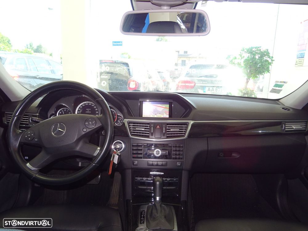 Mercedes-Benz E 220 - 16