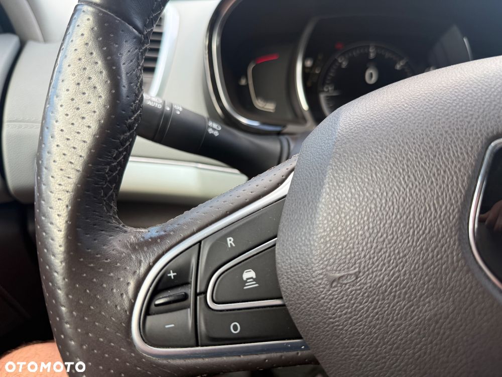 Renault Espace 1.6 dCi Energy Initiale Paris EDC - 34