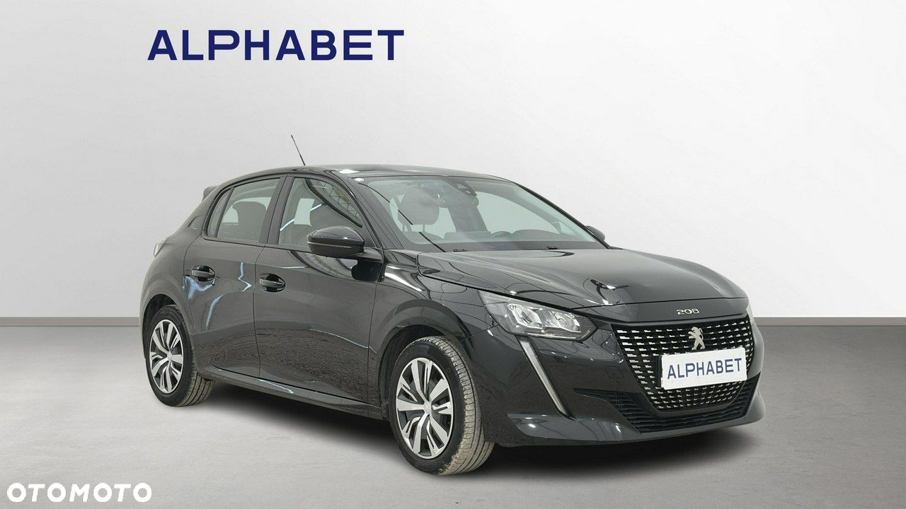 Peugeot 208 - 8