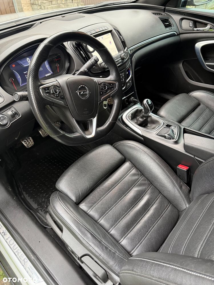 Opel Insignia 2.0 T SportsTourer 4x4 ecoFLEX Start/Stop - 6