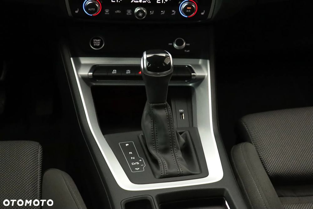 Audi Q3 35 TFSI Advanced S tronic - 28