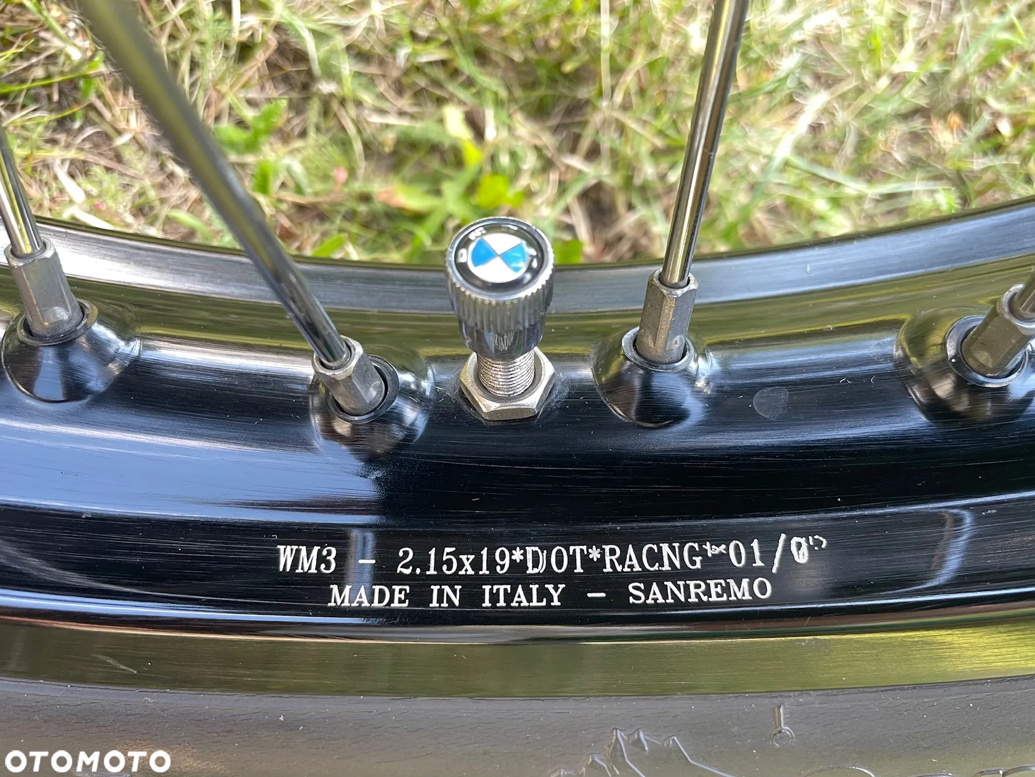 BMW G - 8