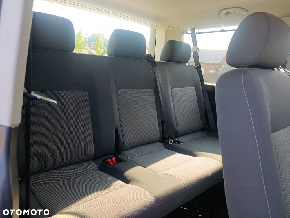 Volkswagen Caravelle L1 Trendline - 17