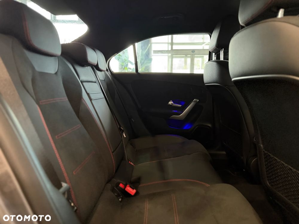Mercedes-Benz Klasa A 200 AMG Line 7G-DCT - 9