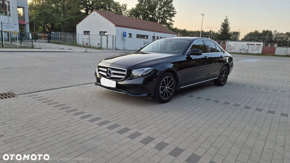 Mercedes-Benz Klasa E 200 9G-TRONIC - 5