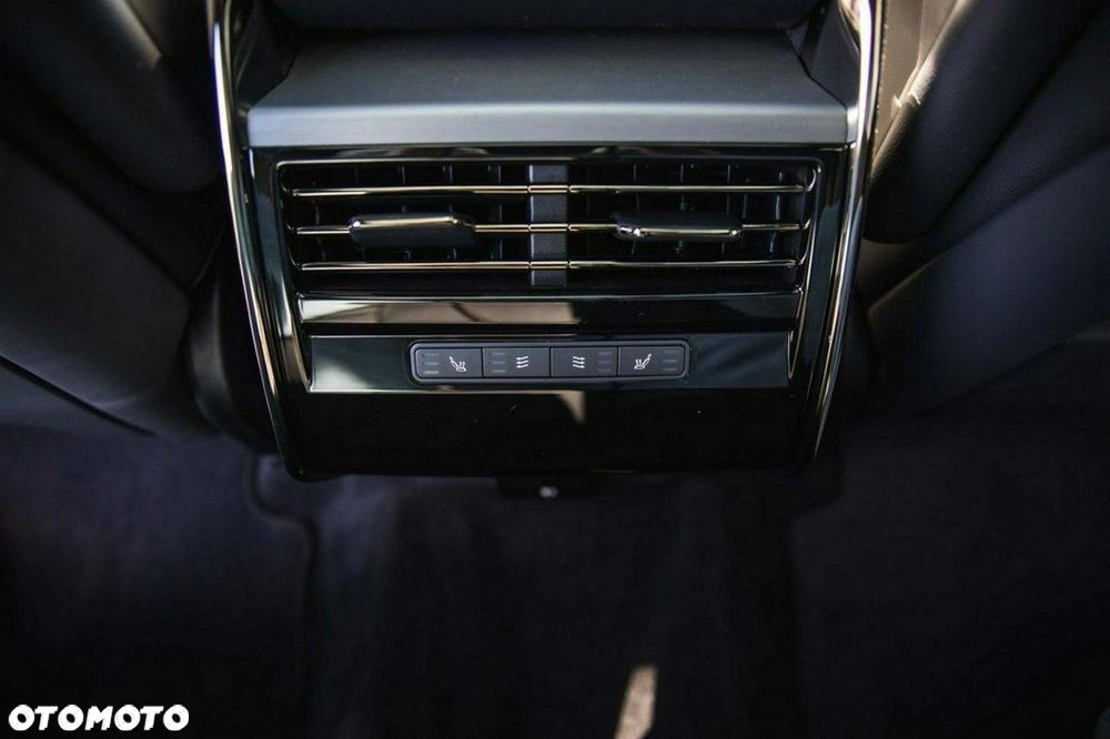 Land Rover Range Rover Sport - 11