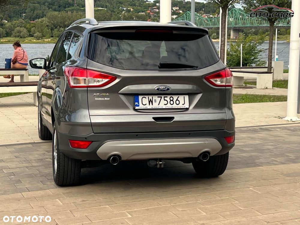 Ford Kuga - 36
