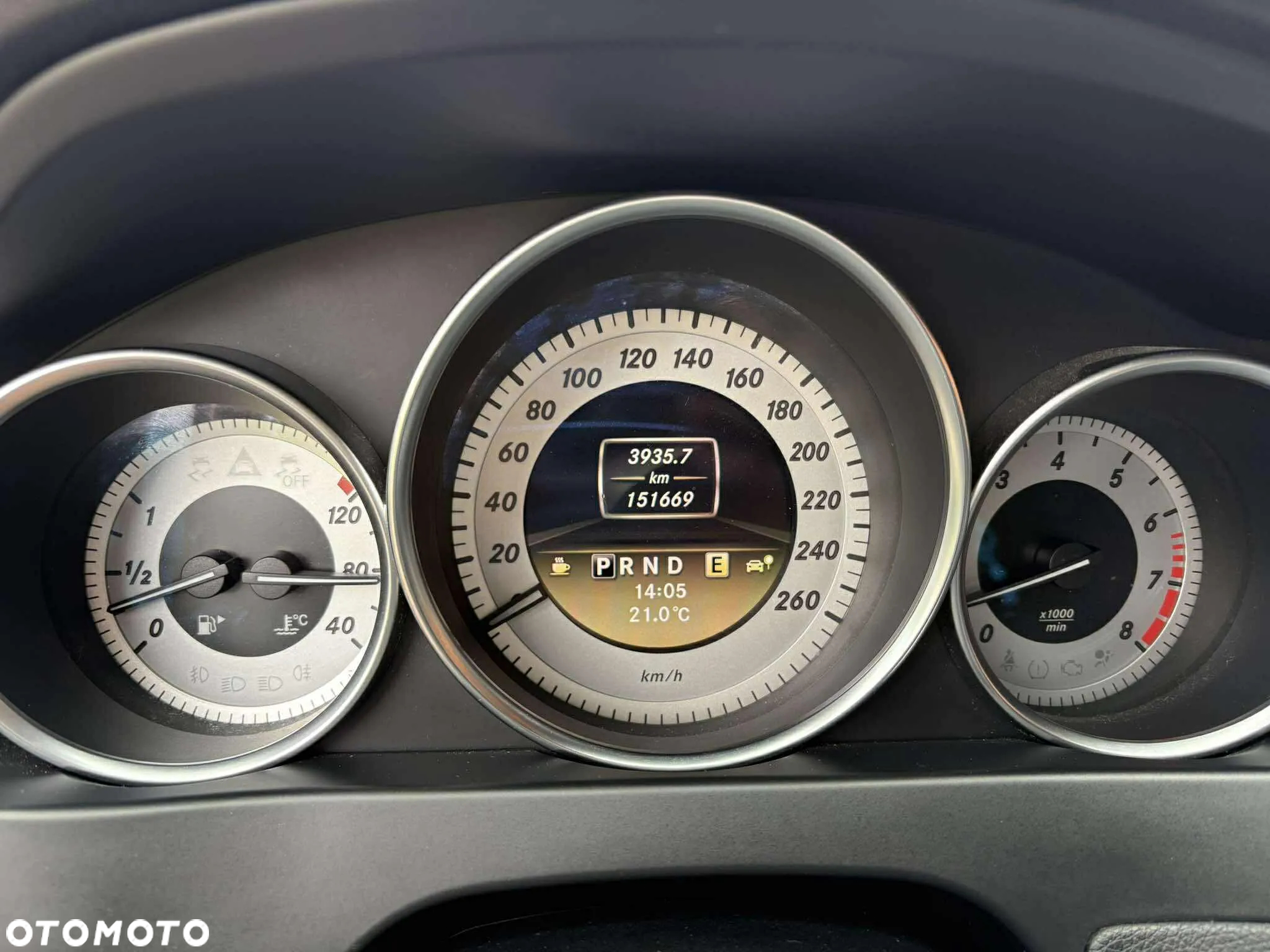 Mercedes-Benz Klasa C 200 T (BlueEFFICIENCY) 7G-TRONIC Avantgarde - 9