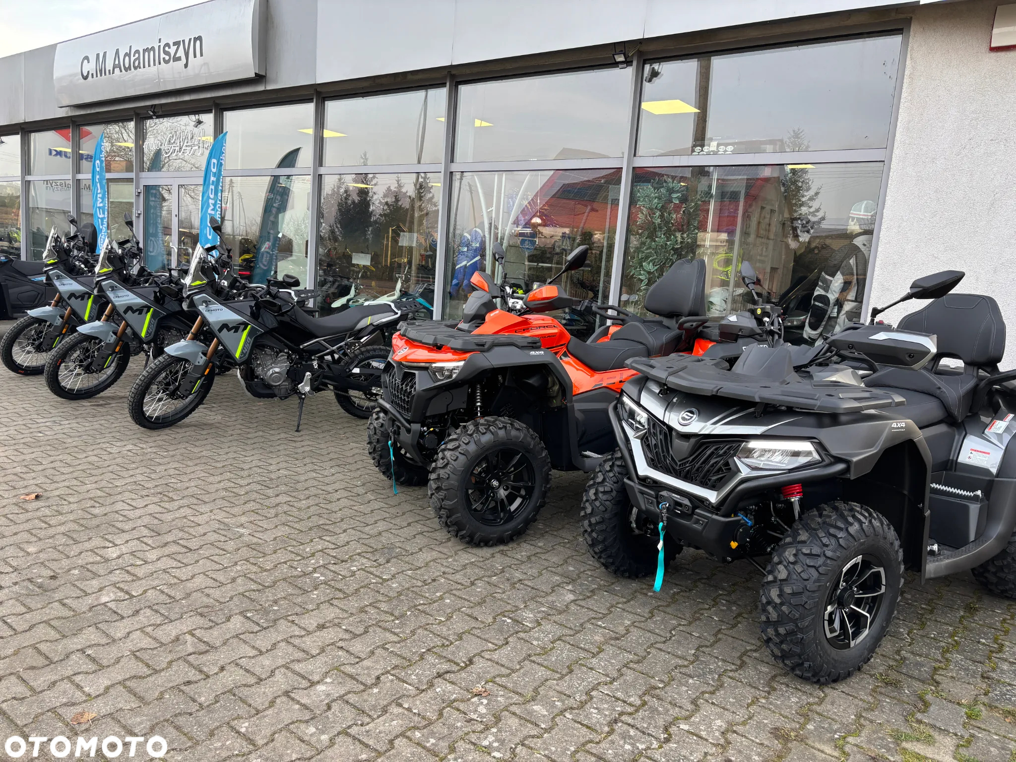 CFMoto CForce - 9