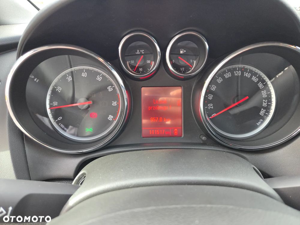 Opel Astra - 34