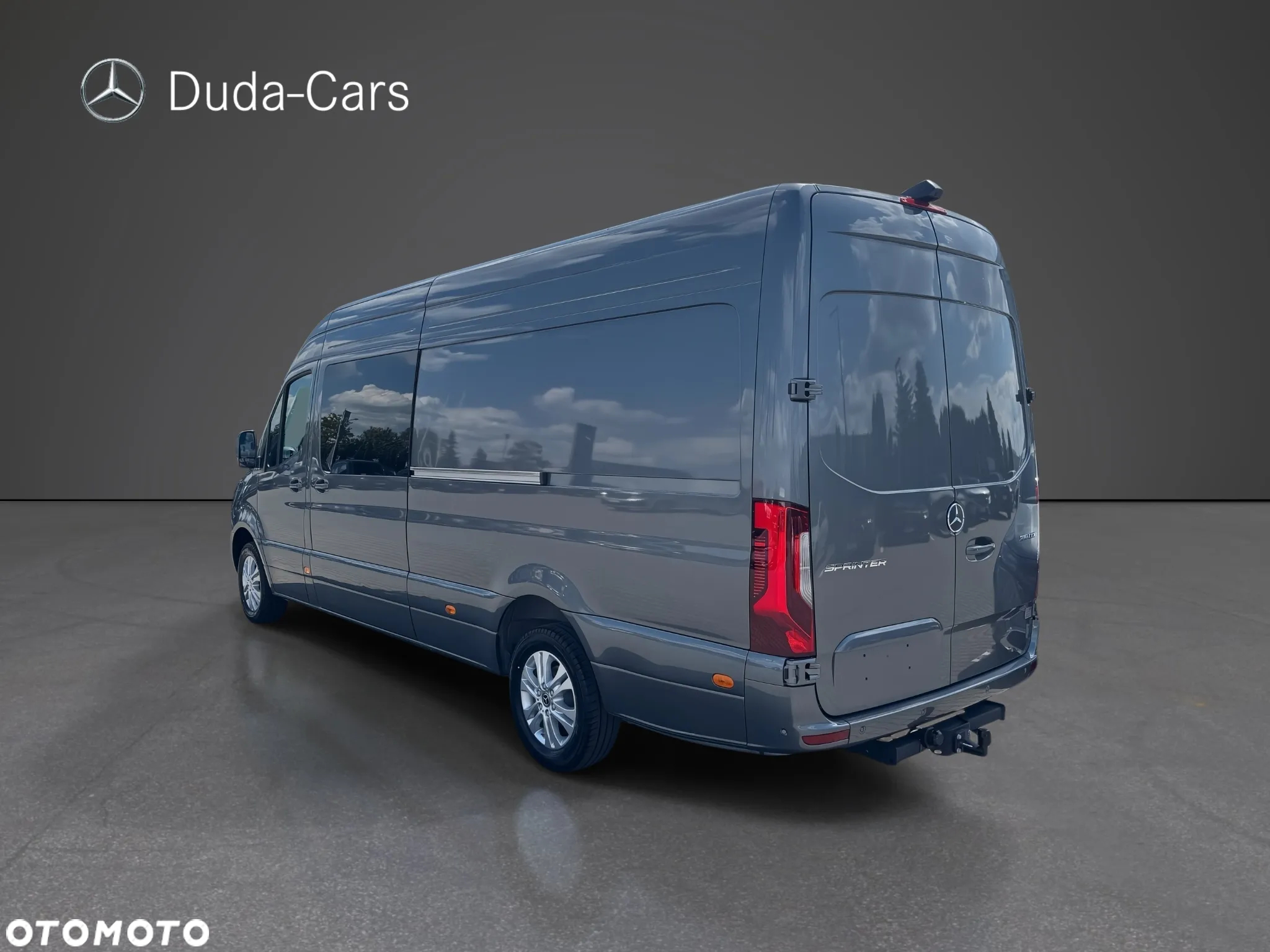 Mercedes-Benz Sprinter - 2