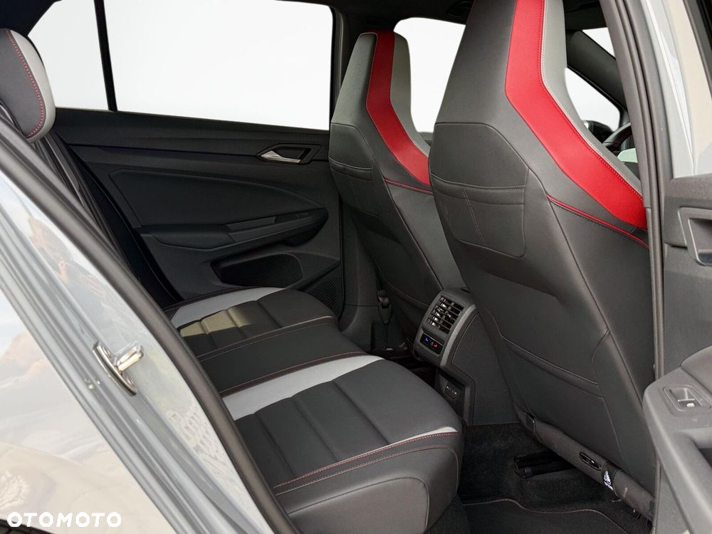 Volkswagen Golf 2.0 TSI GTI DSG - 33