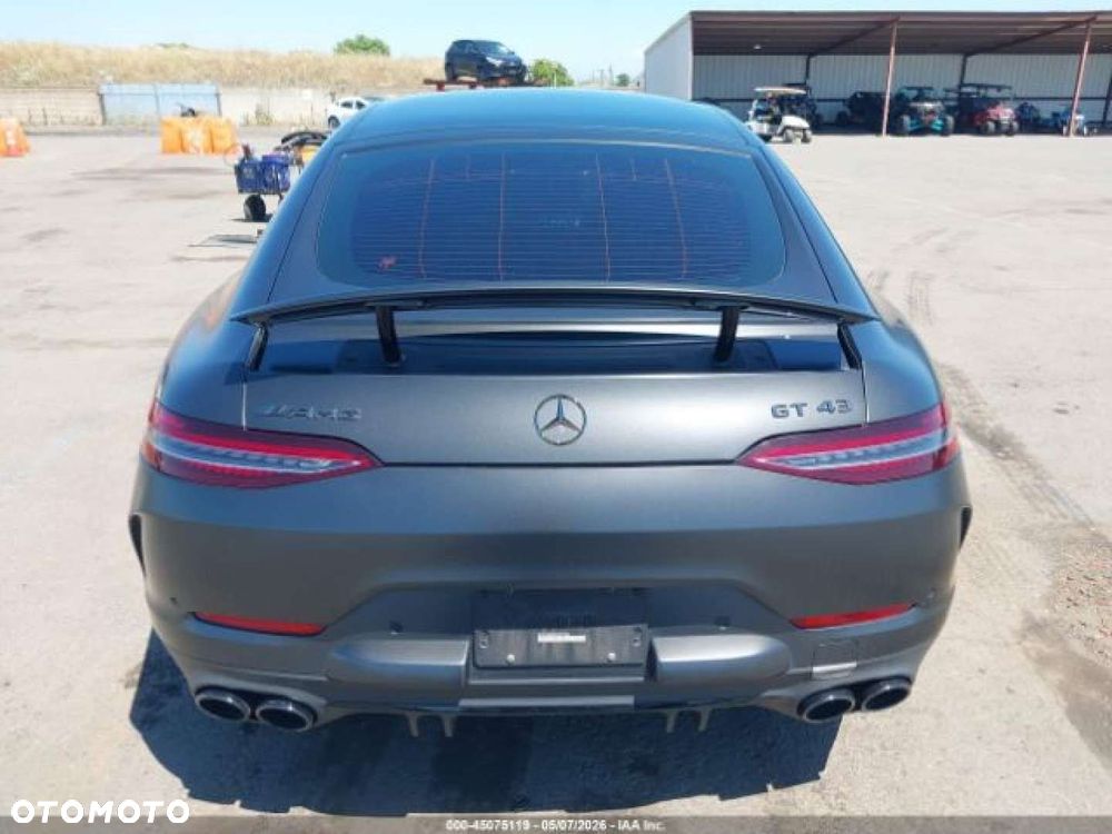 Mercedes-Benz AMG GT - 5