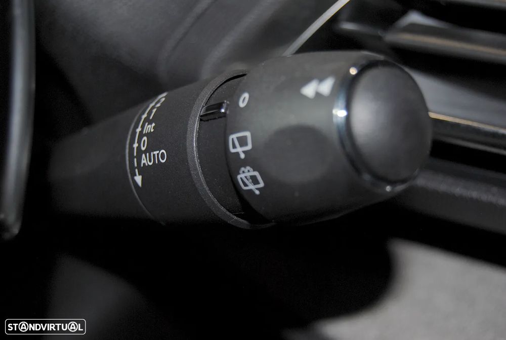 Peugeot 3008 1.6 Hybrid GT e-EAT8 - 34
