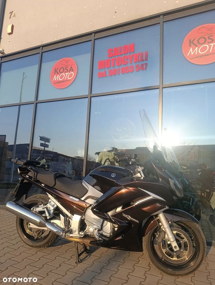 Yamaha FJR - 7