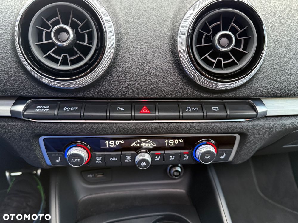 Audi A3 Sportback 35 TDI S tronic S line - 24