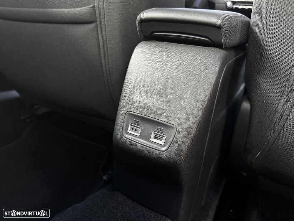 Peugeot e-2008 54 kWh Style - 35