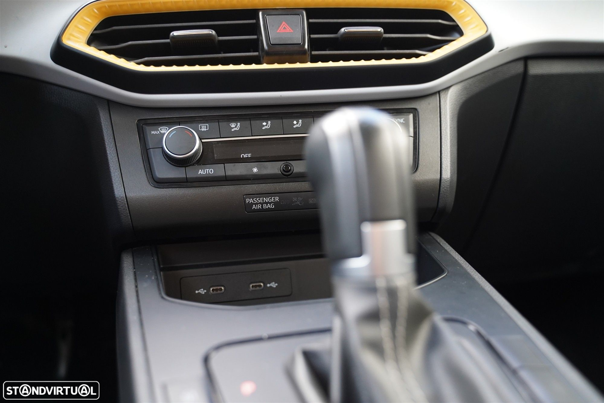 SEAT Ibiza 1.0 TSI Style DSG - 24