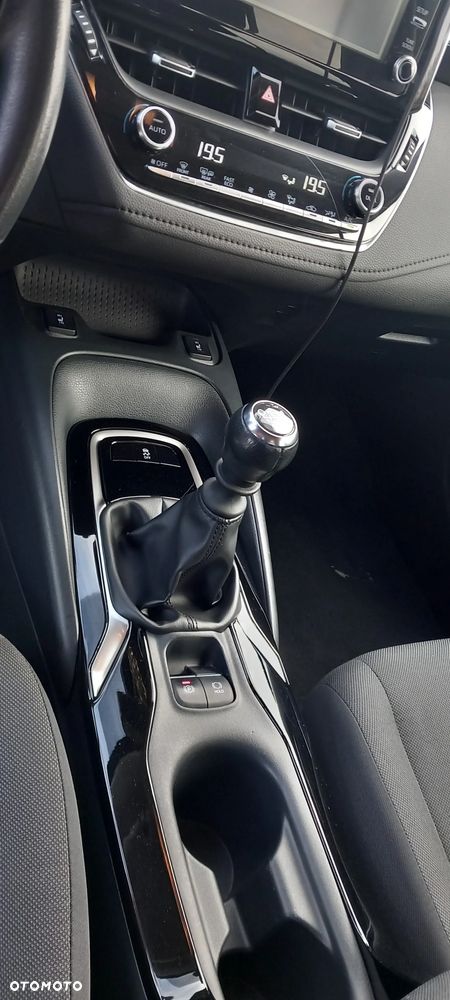 Toyota Corolla 1.6 Comfort - 5