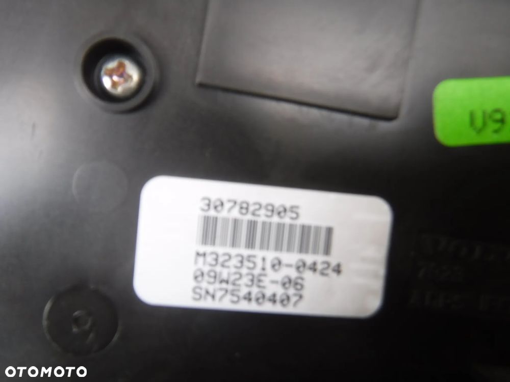 Volvo XC60 I   panel radia klimatyzacji - 2