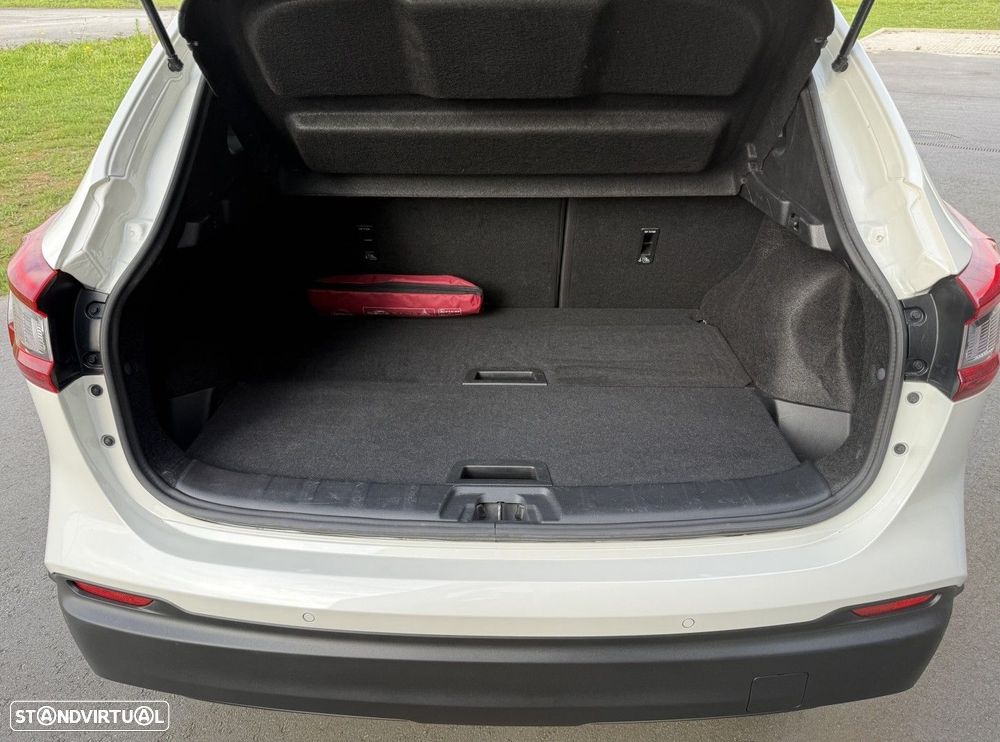 Nissan Qashqai 1.5 dCi N-Connecta - 13