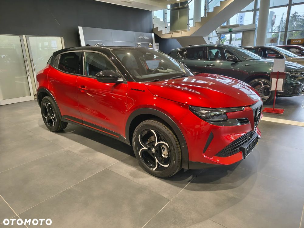 Alfa Romeo Junior 1.2 mHEV Ibrida Q4 eDCT - 3