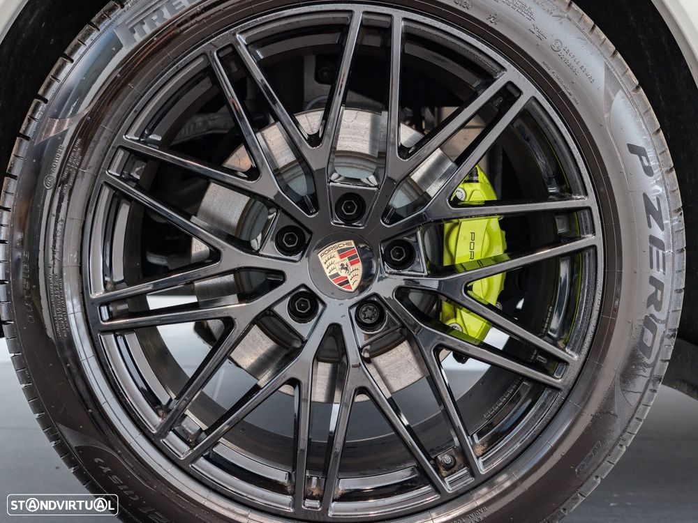 Porsche Cayenne E-Hybrid - 18