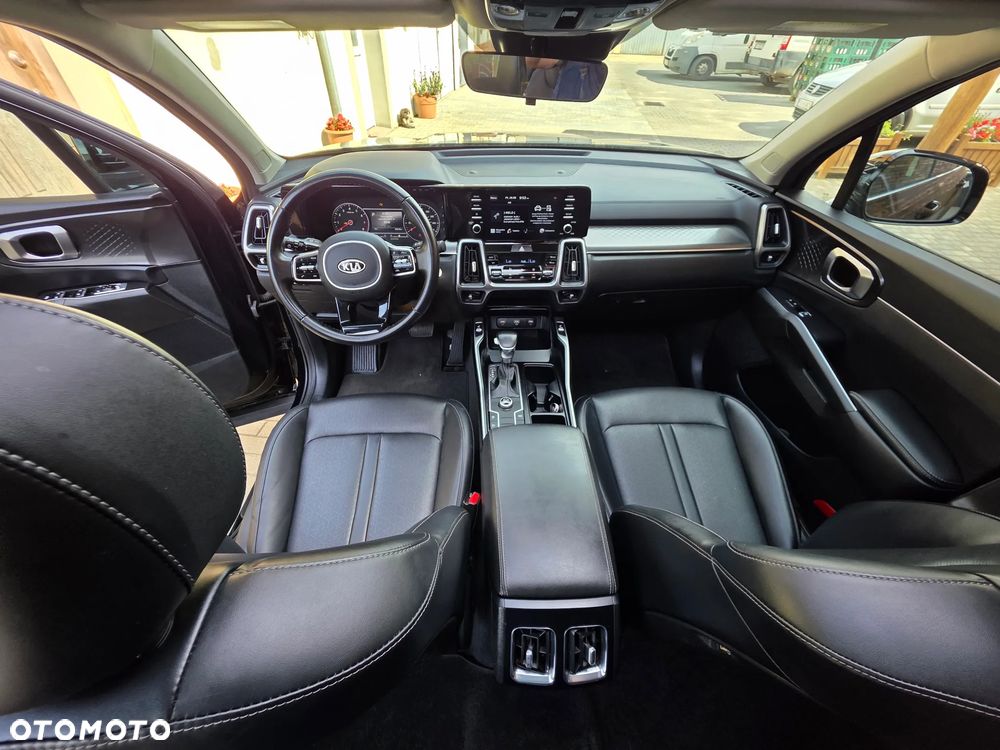 Kia Sorento - 16