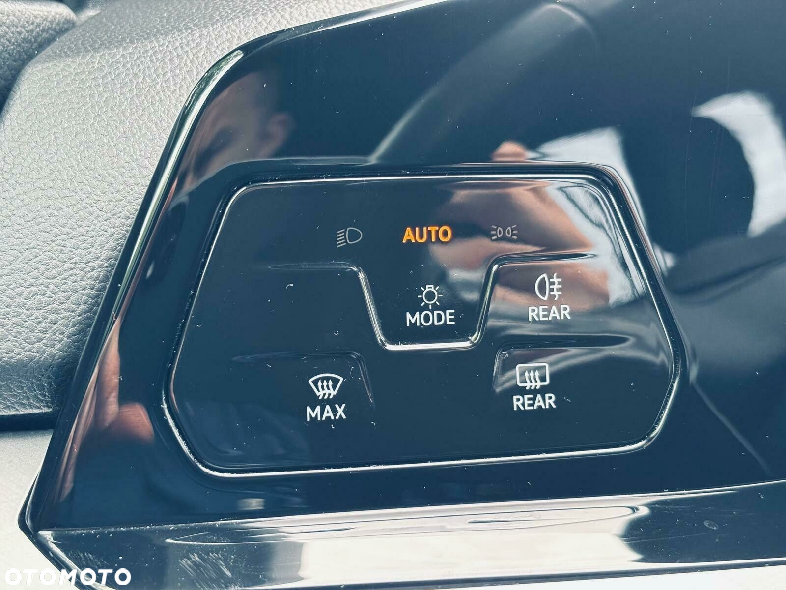 Volkswagen Golf VIII 1.5 TSI EVO Life - 32