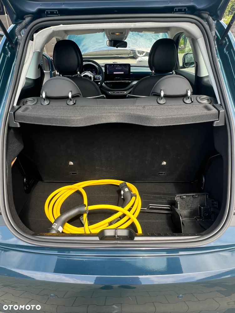 Fiat 500e - 12