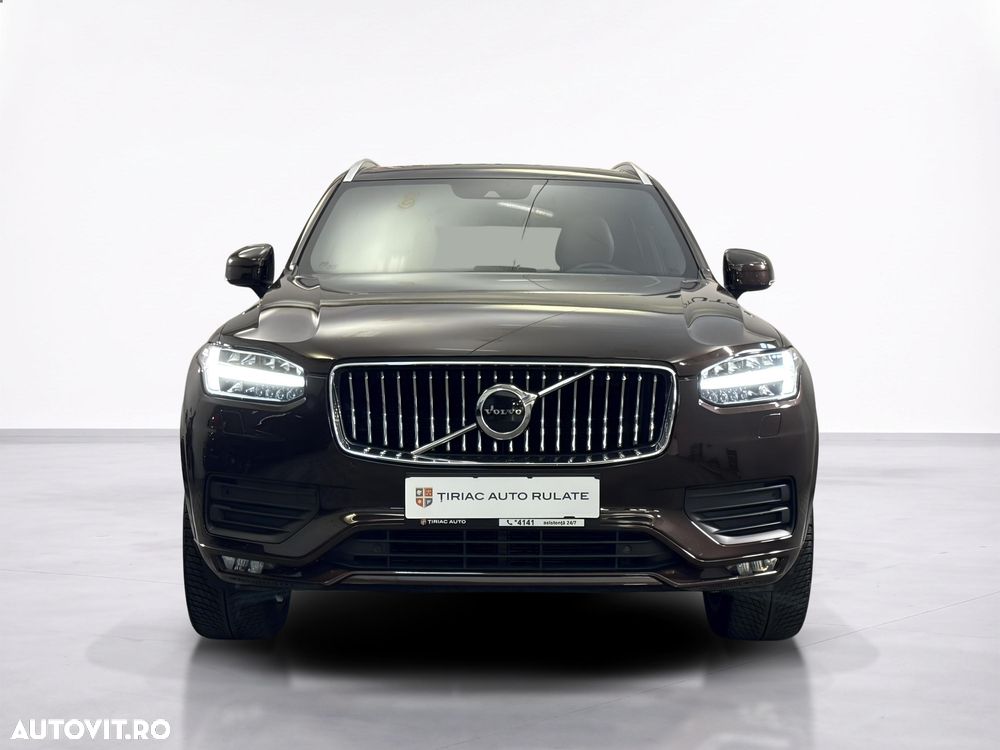Volvo XC 90 - 9