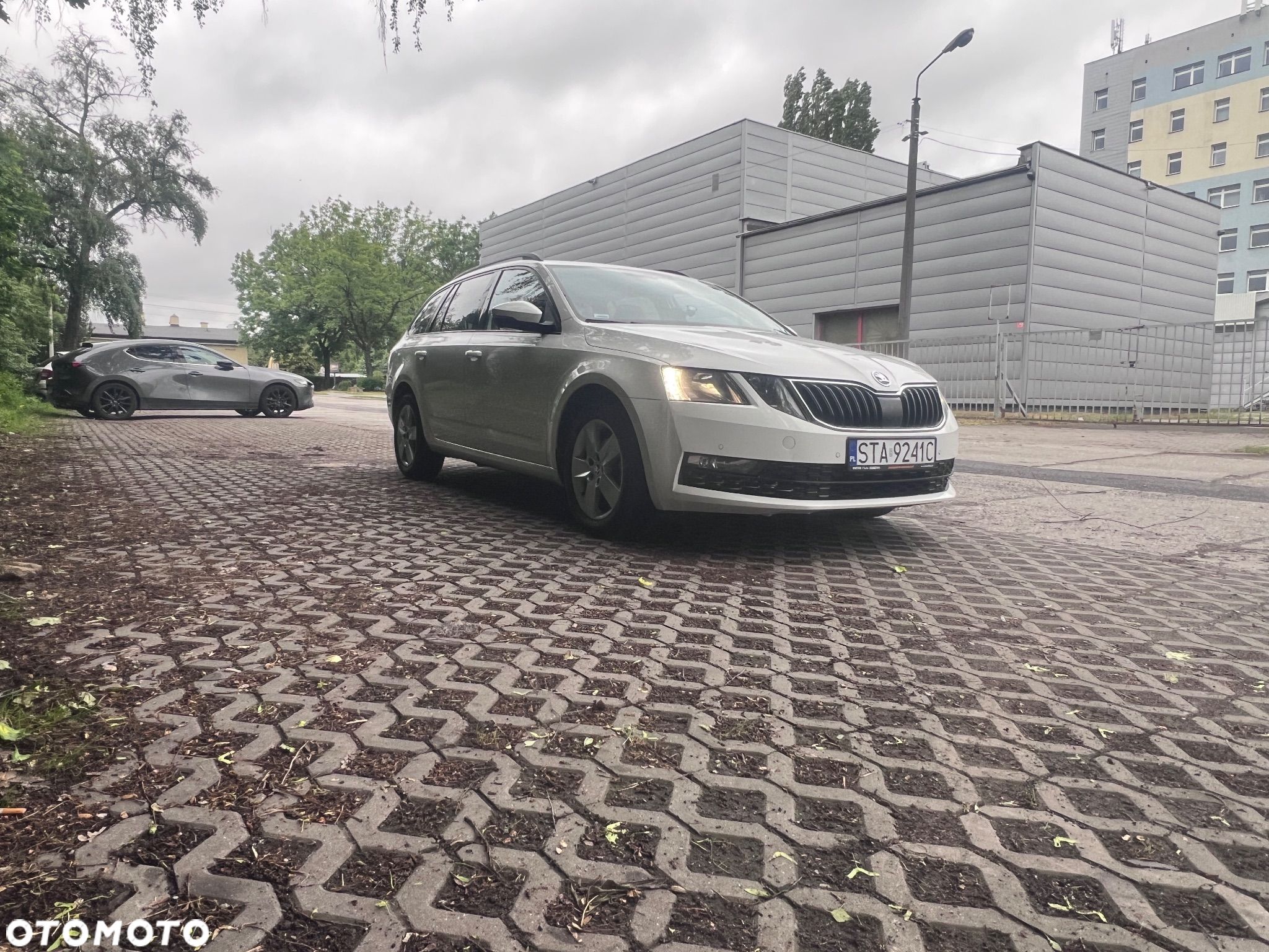 Skoda Octavia 1.6 TDI Active - 1