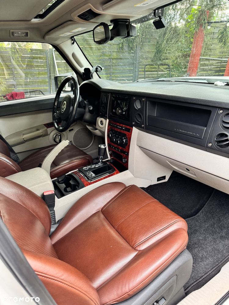 Jeep Commander 5.7 V8 Limited - 14