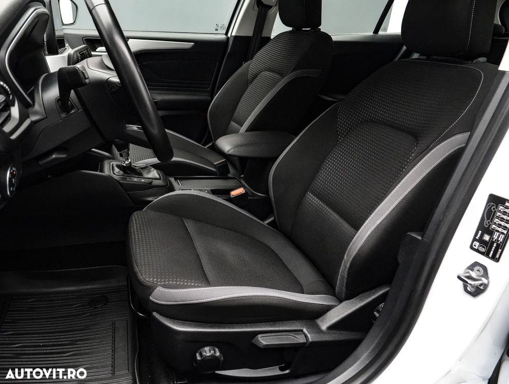 Ford Focus 1.0 EcoBoost Trend Edition - 13