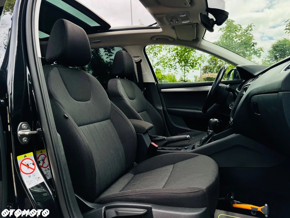 Skoda Octavia 1.6 TDI DSG Premium Edition - 35
