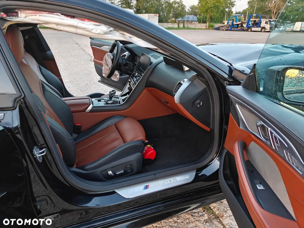 BMW Seria 8 - 11