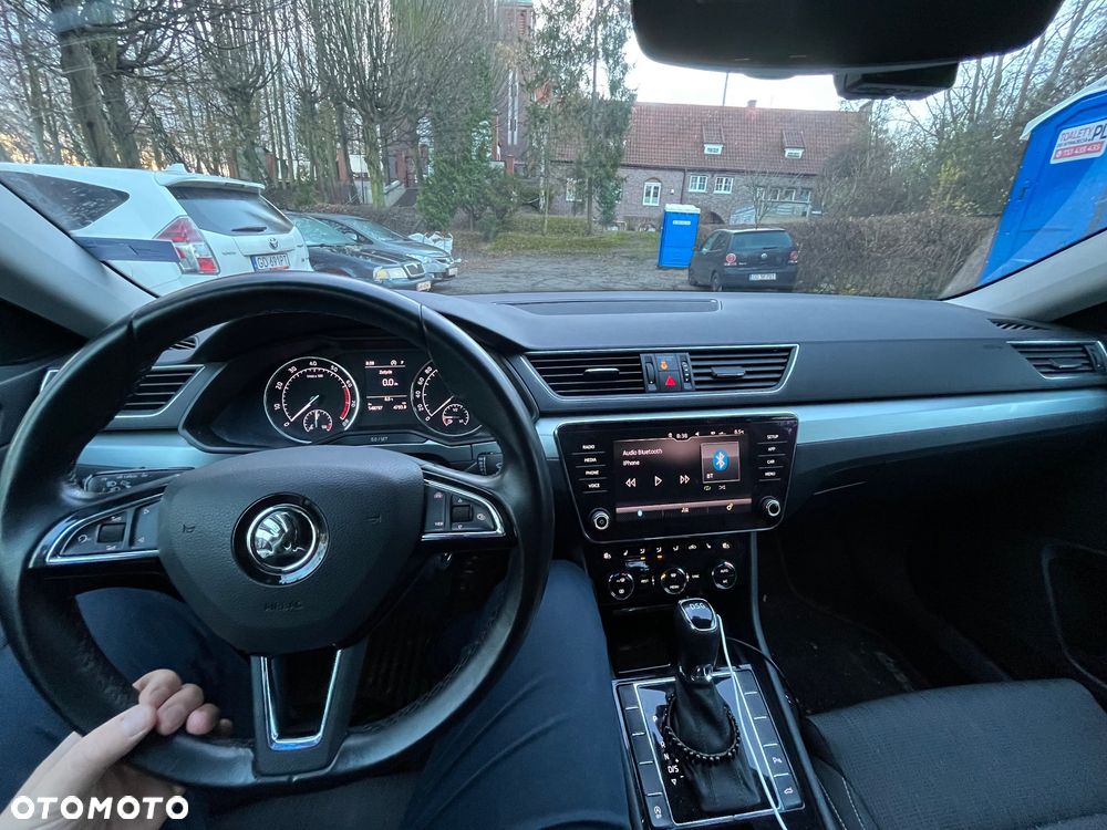 Skoda Superb 1.5 TSI ACT Style DSG - 8