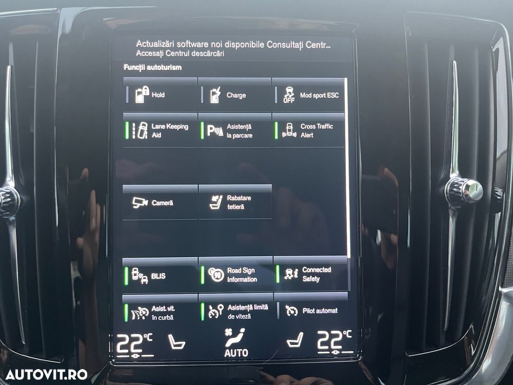 Volvo S90 T8 Twin Engine AWD Geartronic Momentum - 13