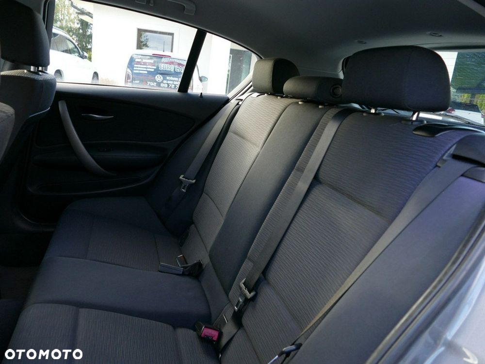 BMW Seria 1 118d Sport Line - 34