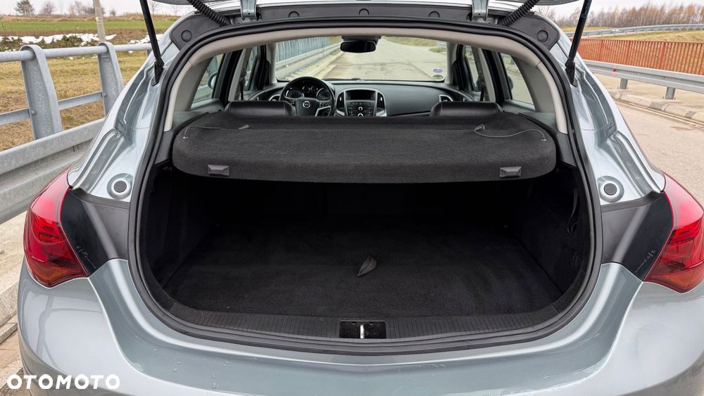 Opel Astra 1.4 Turbo ENERGY - 12